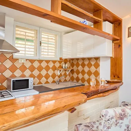 Bay View House
