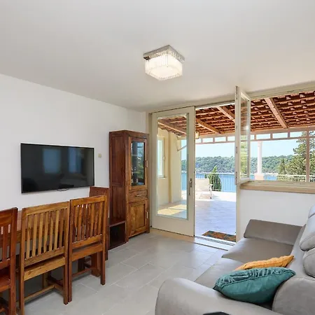 Bay View House 펜션 *