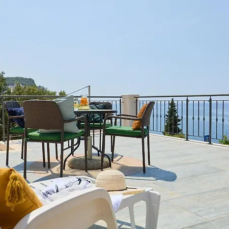 Bay View House *